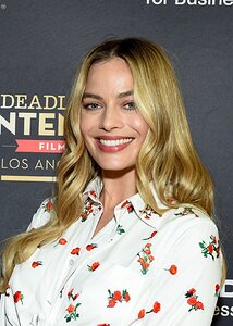 margot-robbie-at-deadline-contenders-film-los-angeles-at-director-s-guild-of-america-11-18-2023-4.jpg.dc16345e214b7402fea0a9fc6355c18e