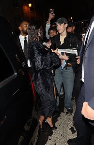 Kylie-Jenner---Weaing-a-black-skirt-and-bra-top-while-leaving-dinner-at-Costes-Hotel-in-Paris-08.jpg.f9fcd1e4a3fb2056f6292c6945171ab4