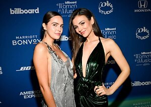 bailee-madison-and-victoria-justice-at-billboard-women-in-music-2024-in-inglewood-03-06-2024-4.jpg.6d1d8ab1be852f37039320020895ac8d