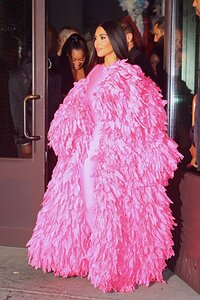 kim-kardashian-in-all-pink-arrives-at-the-snl-after-party-in-nyc-10-09-2021-7.jpg.effd5155a1169ec62949ce0bfbc5d2cf