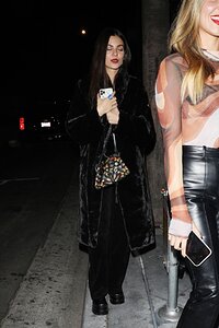 victoria-justice-leaves-fleur-room-lounge-in-west-hollywood-11-13-2022-2.jpg.2f969e4d6e24e120238bdd1630f978f2
