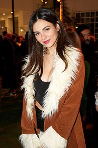 victoria-justice-at-bob-marley-one-love-experience-grand-opening-in-hollywood-01-26-2023-4.jpg.9bec934da288522bd40886aba79600f1